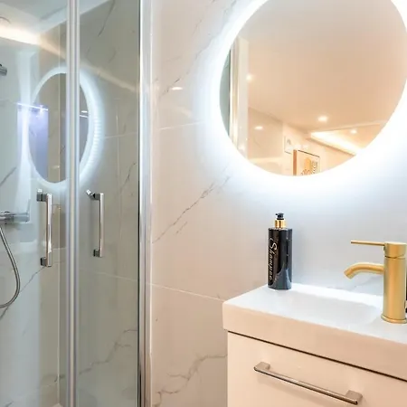 D'exception Avec Jacuzzi Et Ac - 6p